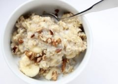 Oatmeal Water to Fix Makeup