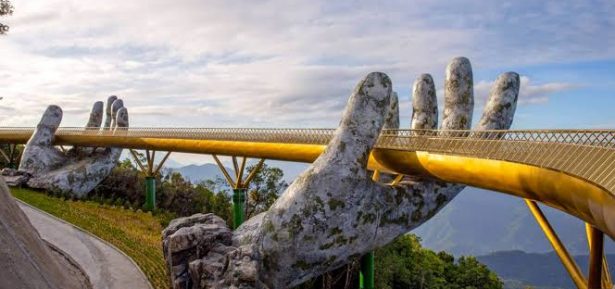 Golden Bridge Magnificent sights in Vietnam