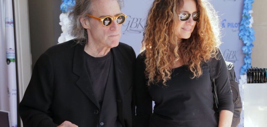 Richard Lewis Net Worth 2020