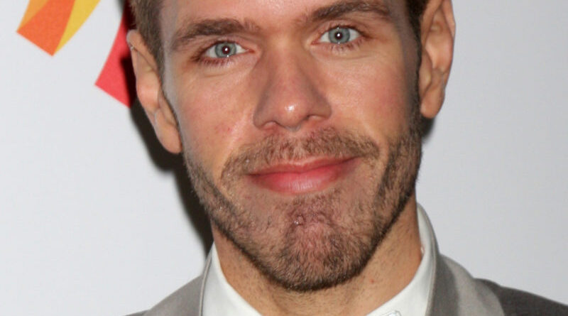 Perez Hilton Net Worth 2021